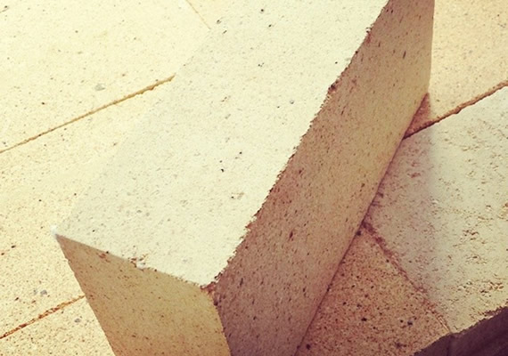 Production of light weight and termal brick