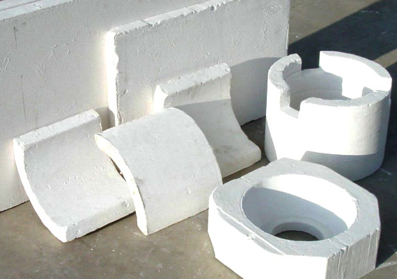 Precast insulating moldings