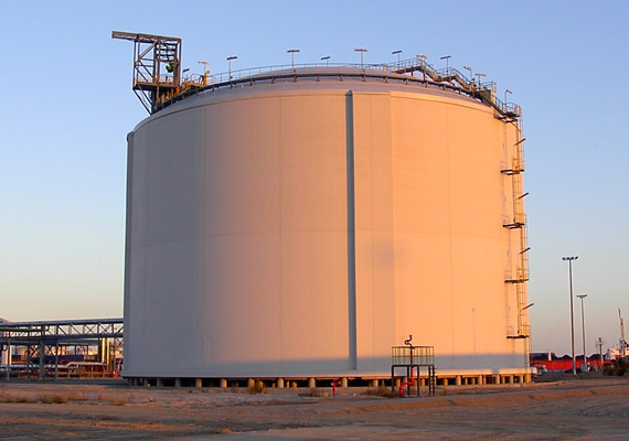 Almacenamiento de gases criogénicos con perlita mineral